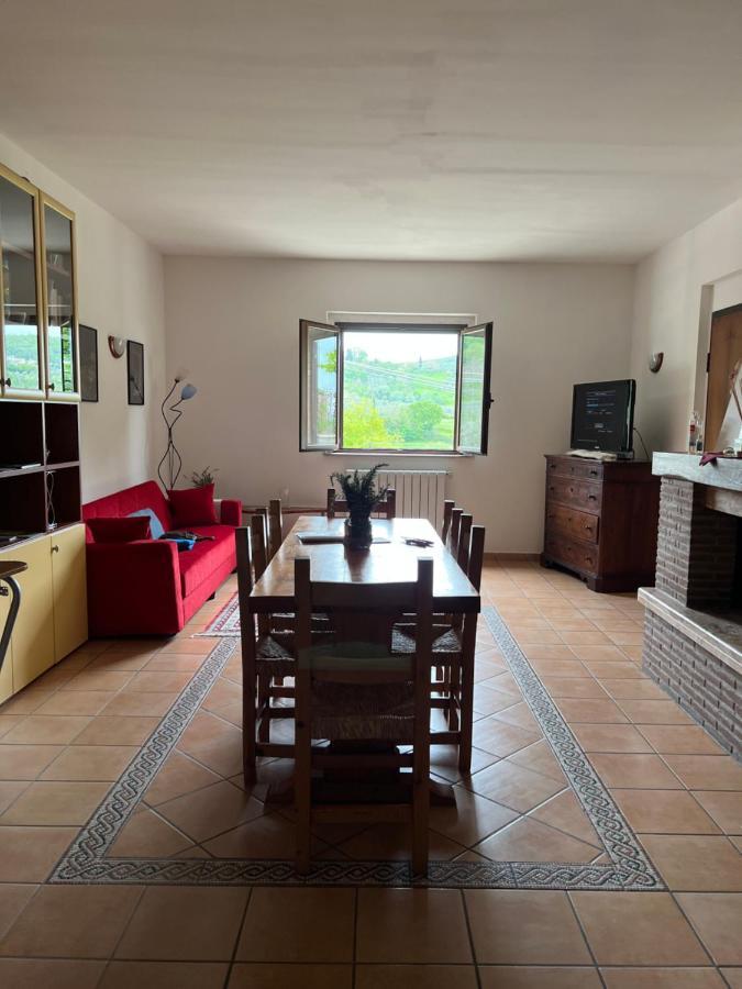 La Casa Di Demetra. Un Paradiso Tra Gli Olivi. Montecchio  Bagian luar foto